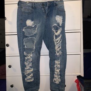 Ankle length women’s mom jeans